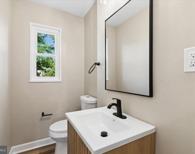 5008 36th Avenue - Photo Thumbnail 28