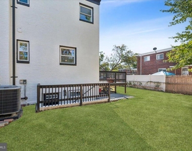 5008 36th Avenue - Photo Thumbnail 68
