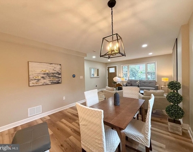 5008 36th Avenue - Photo Thumbnail 12