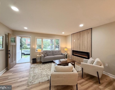 5008 36th Avenue - Photo Thumbnail 5