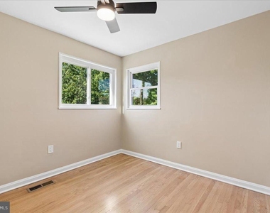 5008 36th Avenue - Photo Thumbnail 46