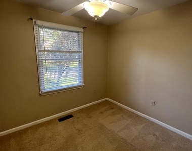 5518 Old Crain Highway - Photo Thumbnail 15