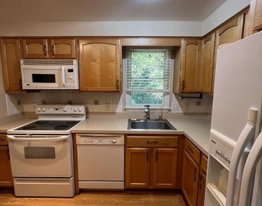 5518 Old Crain Highway - Photo Thumbnail 9