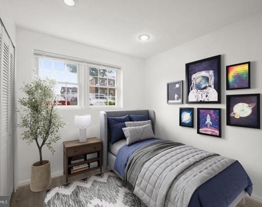 5943 Surratts Village Drive - Photo Thumbnail 6