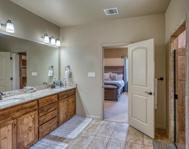 412 Jake Dr - Photo Thumbnail 21