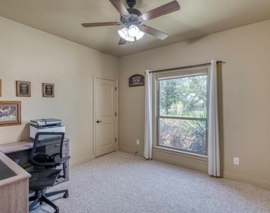 412 Jake Dr - Photo Thumbnail 24