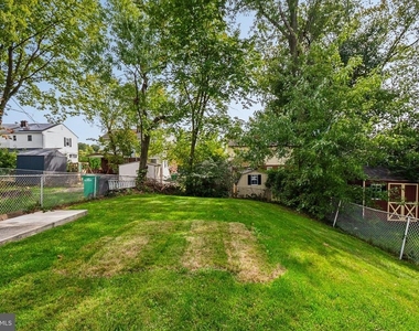 7115 Glenridge Drive - Photo Thumbnail 17