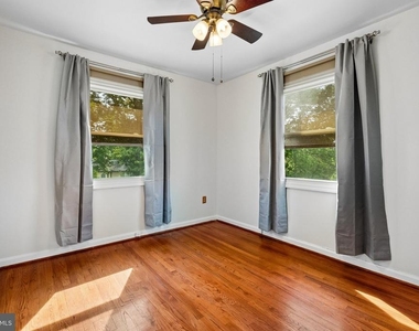 7115 Glenridge Drive - Photo Thumbnail 14