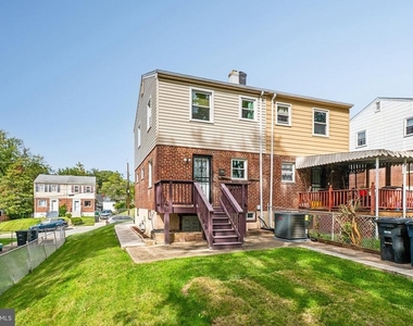 7115 Glenridge Drive - Photo Thumbnail 16