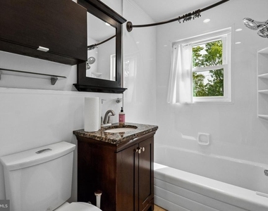 7115 Glenridge Drive - Photo Thumbnail 12