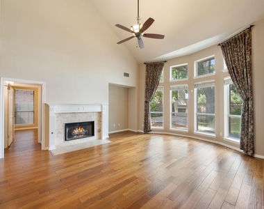 14828 Irondale Dr - Photo Thumbnail 4