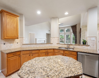 14828 Irondale Dr - Photo Thumbnail 8