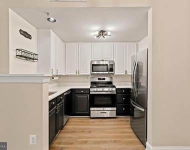 680 Orchard Ridge Drive - Photo Thumbnail 7