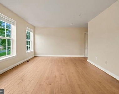 680 Orchard Ridge Drive - Photo Thumbnail 17