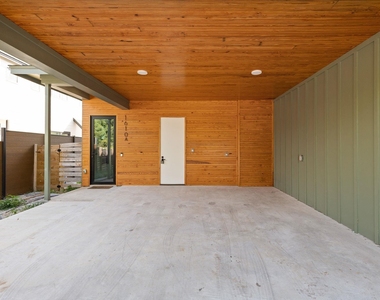 1610 Harveey Dr - Photo Thumbnail 3
