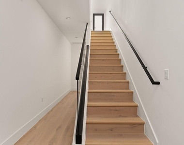 1610 Harveey Dr - Photo Thumbnail 25
