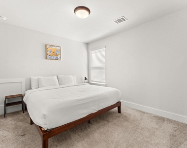 8512 Mckamy Dr - Photo Thumbnail 20