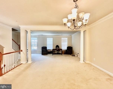 327 Community Center Avenue - Photo Thumbnail 6