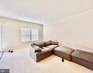 327 Community Center Avenue - Photo Thumbnail 14
