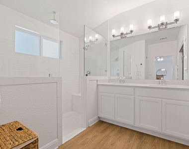 21102 Brewer Ln - Photo Thumbnail 12