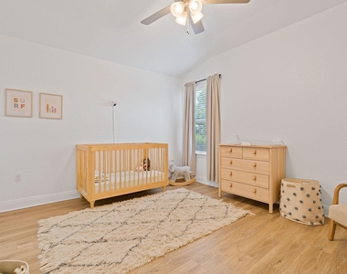21102 Brewer Ln - Photo Thumbnail 15