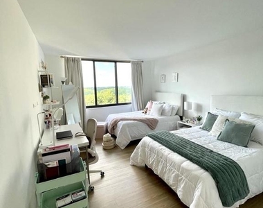 5225 Pooks Hill Road - Photo Thumbnail 19