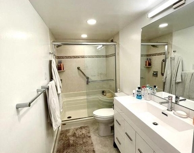 5225 Pooks Hill Road - Photo Thumbnail 30