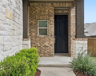 9421 Hunter Ln - Photo Thumbnail 1