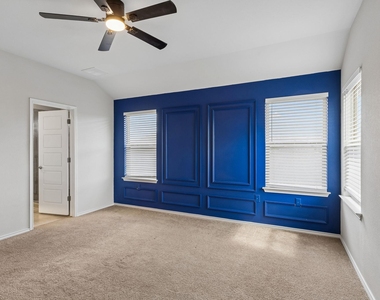 9421 Hunter Ln - Photo Thumbnail 17