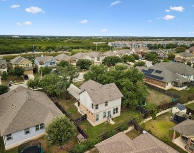 9421 Hunter Ln - Photo Thumbnail 31