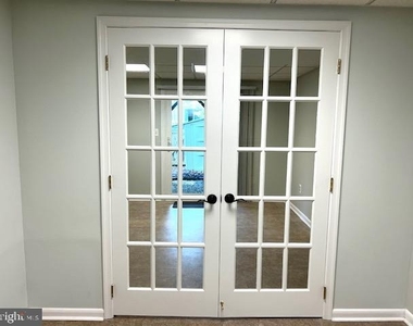 12928 Pickering Drive - Photo Thumbnail 21