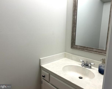 12928 Pickering Drive - Photo Thumbnail 9
