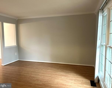 12928 Pickering Drive - Photo Thumbnail 2