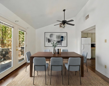905 Hillyer St - Photo Thumbnail 4