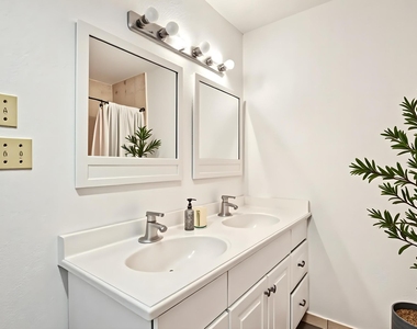 905 Hillyer St - Photo Thumbnail 11