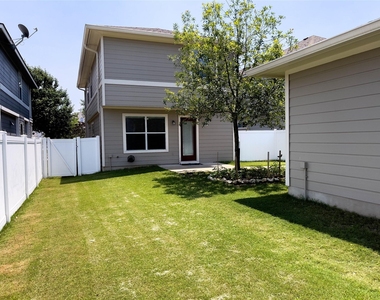 601 Cherry Creek Dr - Photo Thumbnail 30