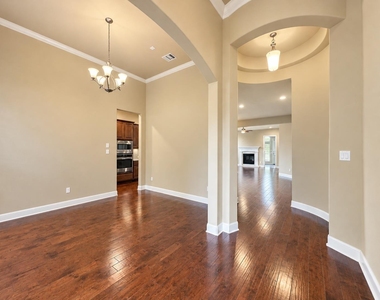 4120 Vinalopo Dr - Photo Thumbnail 3