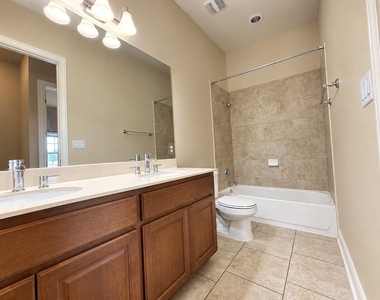4120 Vinalopo Dr - Photo Thumbnail 19