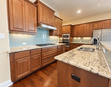 4120 Vinalopo Dr - Photo Thumbnail 6