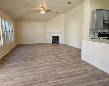 12713 Serafy Ct - Photo Thumbnail 14