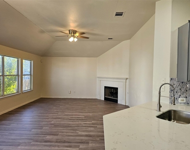 12713 Serafy Ct - Photo Thumbnail 13