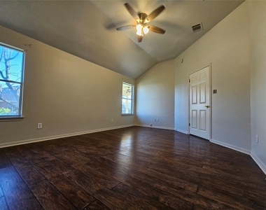 12713 Serafy Ct - Photo Thumbnail 18