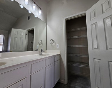 12713 Serafy Ct - Photo Thumbnail 21