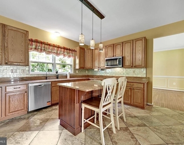 7975 Deepwater View Drive - Photo Thumbnail 22