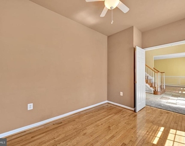 7975 Deepwater View Drive - Photo Thumbnail 13