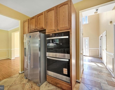 7975 Deepwater View Drive - Photo Thumbnail 25