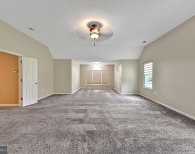 7975 Deepwater View Drive - Photo Thumbnail 41