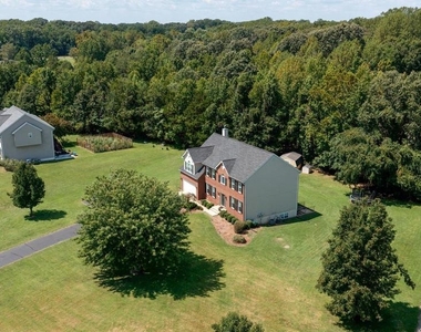7975 Deepwater View Drive - Photo Thumbnail 5
