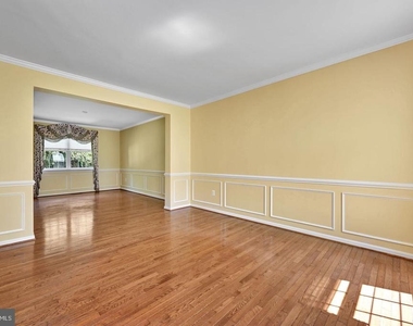 7975 Deepwater View Drive - Photo Thumbnail 14