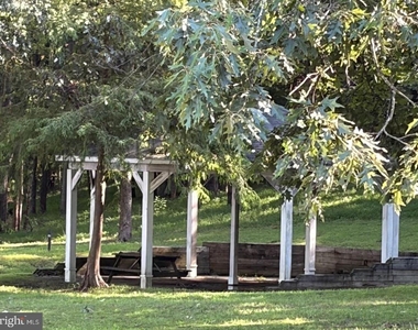 7975 Deepwater View Drive - Photo Thumbnail 70